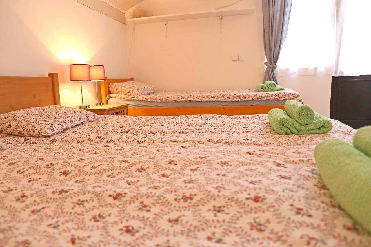 Apartments Mira กอร์นยิ คาริน ภายนอก รูปภาพ